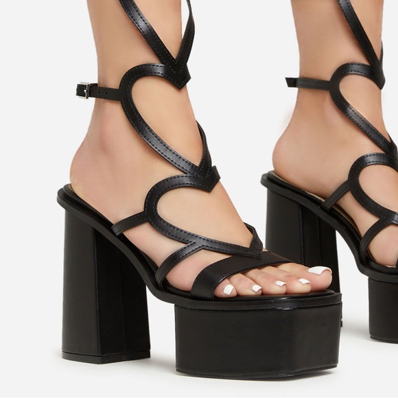 SOLD - Picture 4 of 9